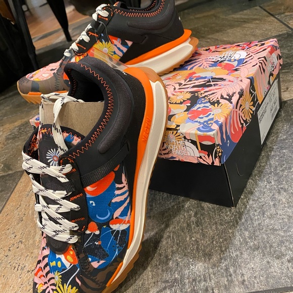 Women’s Vective Escape hiking trail shoes by The North Face size 7.5 - Picture 8 of 8